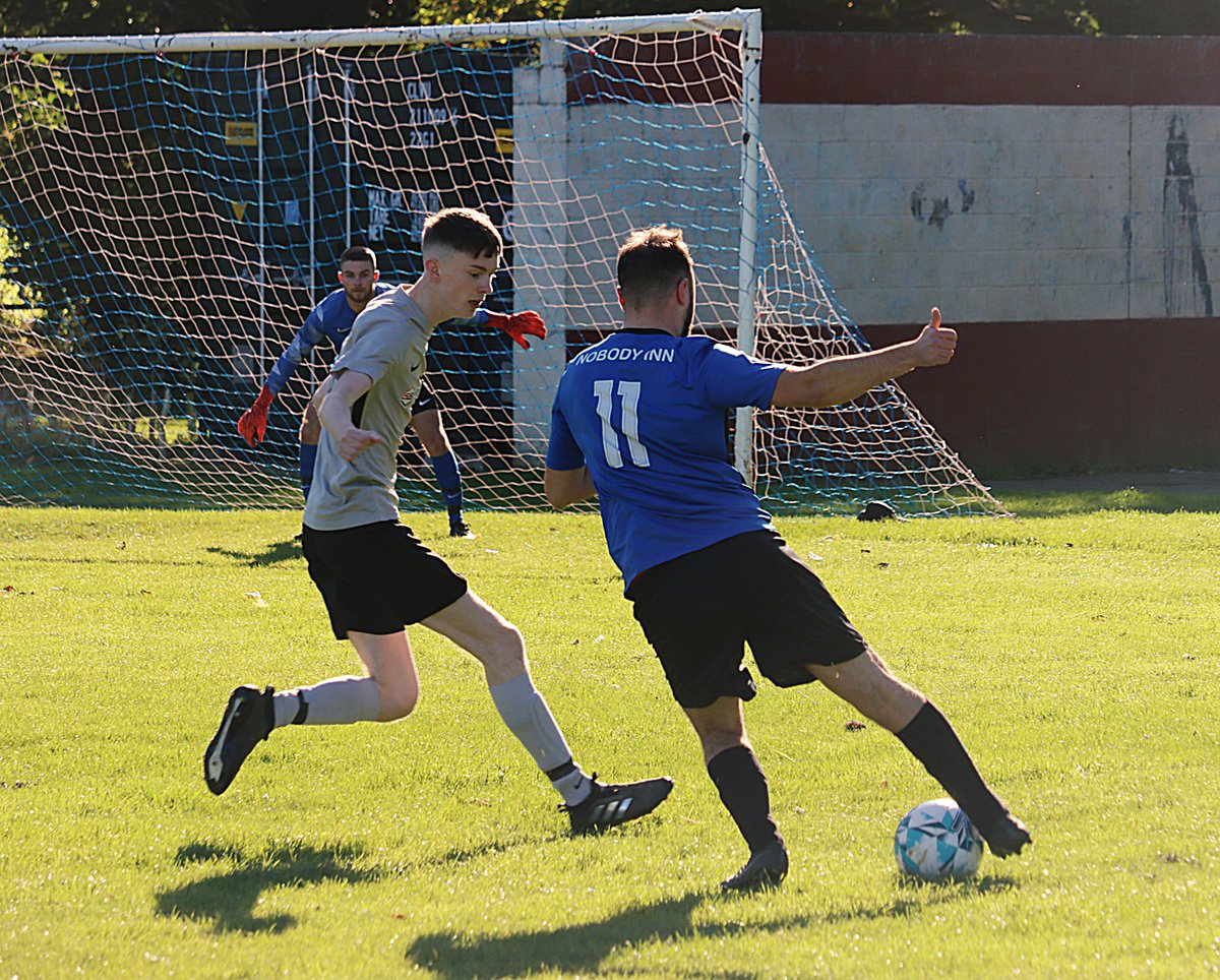 First match in the day was at #Caythorpe between <a href="/WhiteHartFC2/">White Hart FC</a> and <a href="/Nobody_Inn/">Nobody Inn Athletic</a> The lads from White Hart finished up 7-0. Saw a couple of goals I was there before I went back through Claypole. <a href="/newarkalliance/">Newark Football</a> <a href="/denr1962/">Dennis Rawle</a> <a href="/NonLeagueCrowd/">Non League Crowds</a> <a href="/NonLeaguePhoto/">Non League Photographers</a> 
<a href="/_TomCowling1/">Tom Cowling</a> <a href="/TobiasRumley/">TOBY</a>