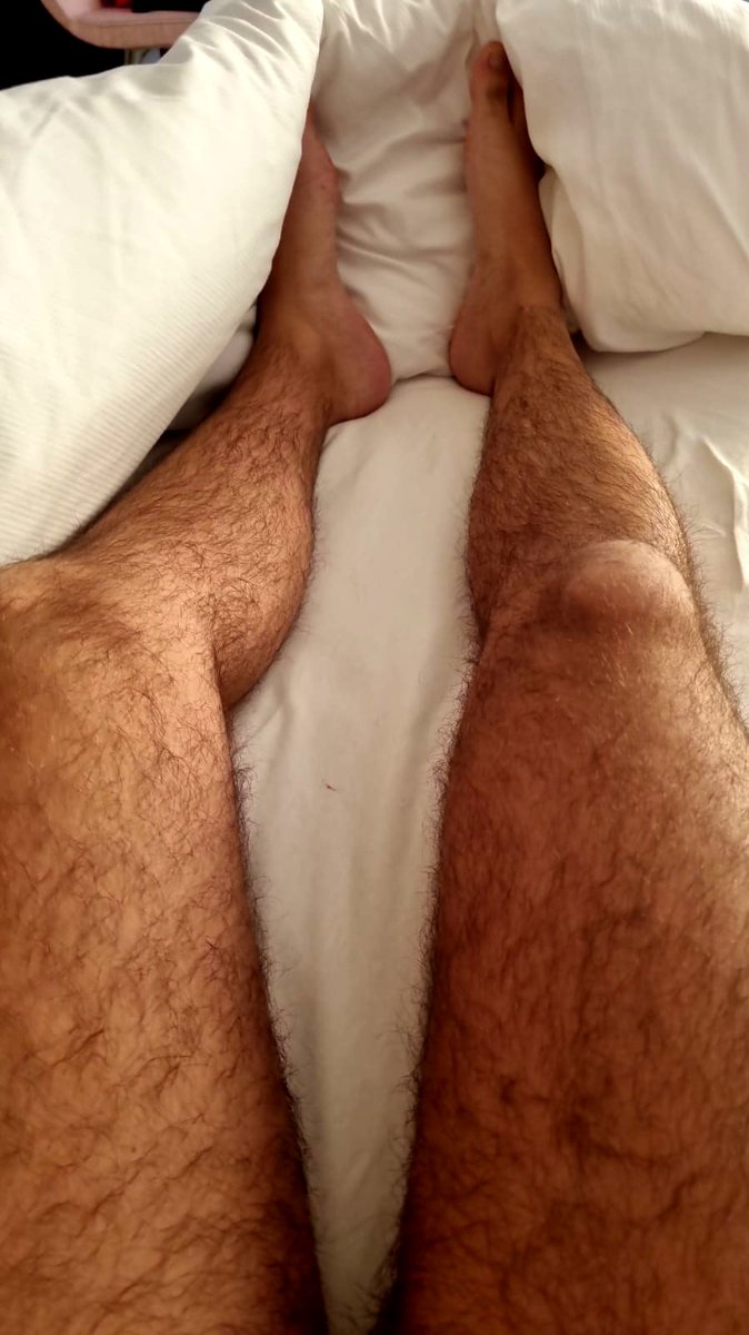 liamjacob22's tweet photo. Like &amp; Retweet if you'd like to lick my feet and legs 😏...

#gay #gayguy #gayguys #hotguy #hotguys #feet #gayfeet #hotfeet #hairyhuy #hairygay https://t.co/LB9cUUzKua