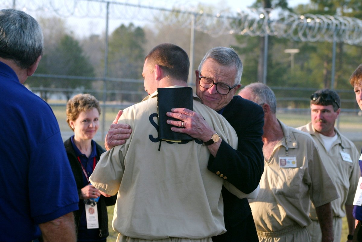 prisonfellowshp's tweet photo. In celebration of what would have been Charles “Chuck” Colson’s 91st birthday today, we are sharing his introduction to a collection of devotionals written by and for #incarcerated men and women to share with incarcerated loved ones. #chuckcolson https://t.co/VHndI257V4 https://t.co/mf7wwapboB