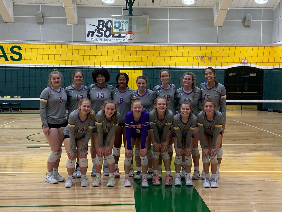 kimmerAllison11's tweet photo. So proud of this team yesterday at the tournament 💪Finished strong ! https://t.co/6NF1CJgyTy