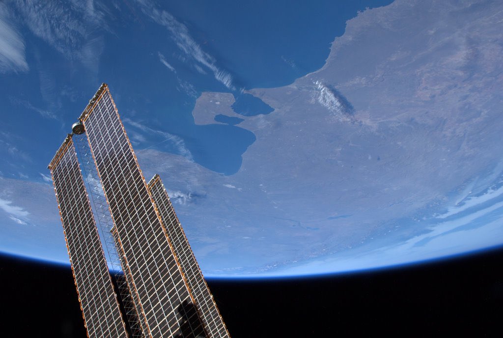 fedkukso's tweet photo. Península Valdés. Argentina. Así se ve desde la Estación Espacial. https://t.co/9jSJqykxZm