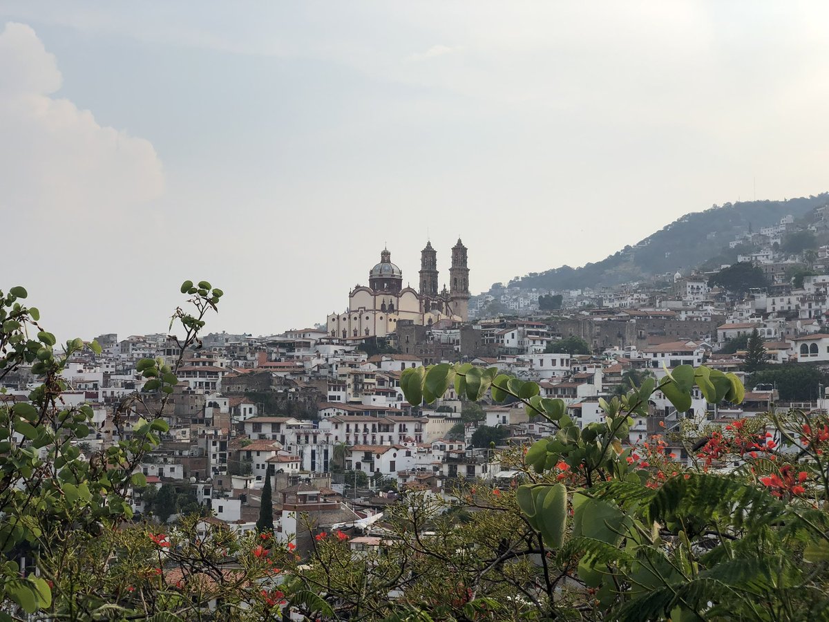 Tanilu29's tweet photo. #HogarDelSol 
Taxco 🤍 https://t.co/EZIvGbkUTw