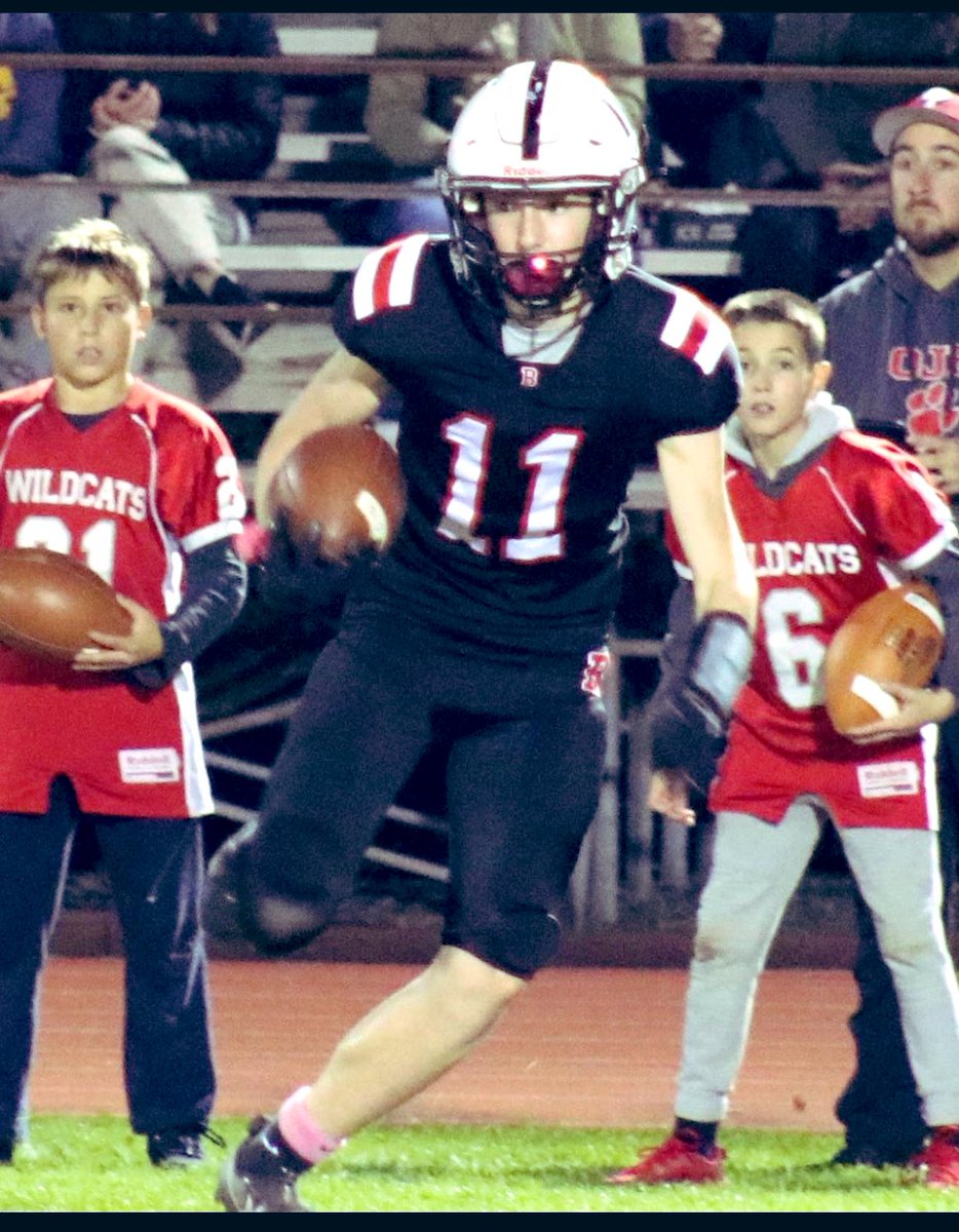 TilmanHenley's tweet image. Big Win this Friday. #kickreturn #11