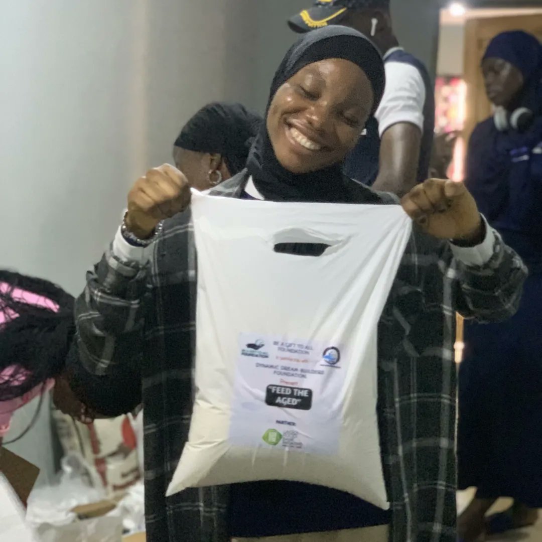Official_DDBF's tweet photo. ๐ช๐ข๐ฅ๐๐ ๐๐ข๐ข๐ ๐๐๐ฌ
We are keen on working tirelessly to creating a community where FEEDING would be non-negotiable for everyone
#WorldFoodDay
#DynamicDreamBuilders
๐ ๐ซ ๐ก https://t.co/EuobugsSK3