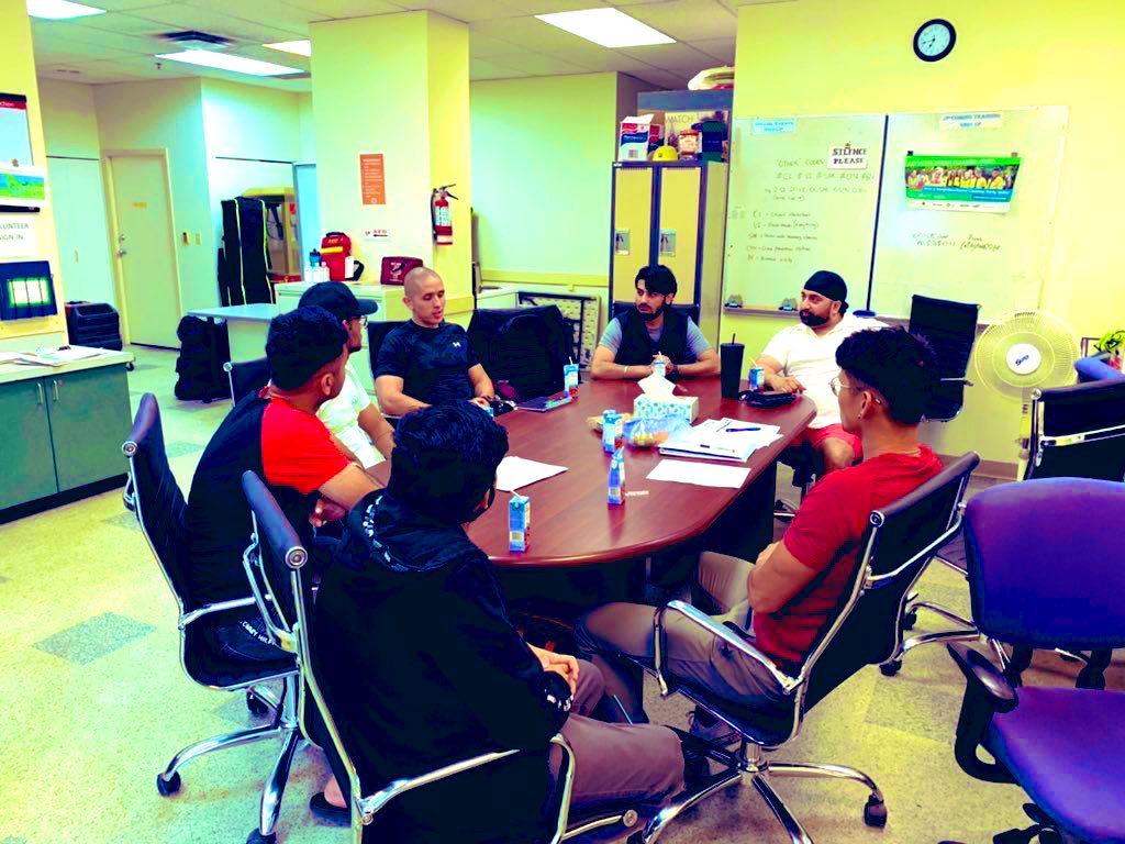CollingwoodcpcC's tweet photo. @CollingwoodCPC:
#volunteers,
Our #TuesdaySession
is back.
I’ll be setting up the schedule to this well attended session.
Topics:
- Report & Statement
Writing.
- Patrol Scenarios.
- Interview Prep.
- Court Prep.
& others.
These sessions are perks for being our
Volunteers. https://t.co/CZzCxYJb9p