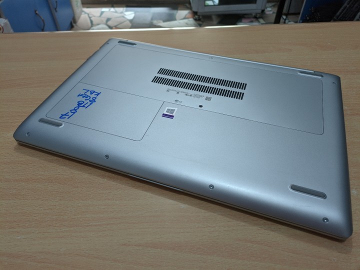 MeedMobile's tweet photo. 》HP Probook 470 G5
• 17.3 inch FHD display
• Intel Core i7 (8th gen)
• 1TB storage
• 8GB DDR4 RAM
• Nvidia GeForce 930Mx (2GB dedicated)
• Up to 7hrs battery life
• Fingerprint
• Mint like new
• Pc + Original charger
  NGN325,000 only 
Nationwide Delivery Available https://t.co/fNJMdwloXF