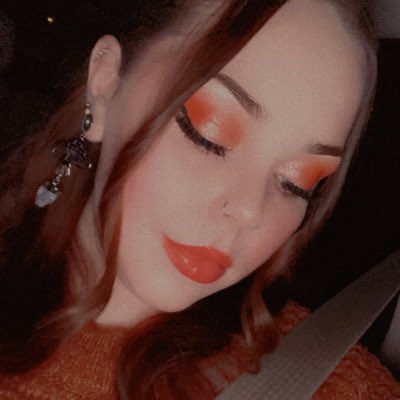 drawn2themoon's tweet photo. #NewProfilePic https://t.co/bt94y6S1Cf