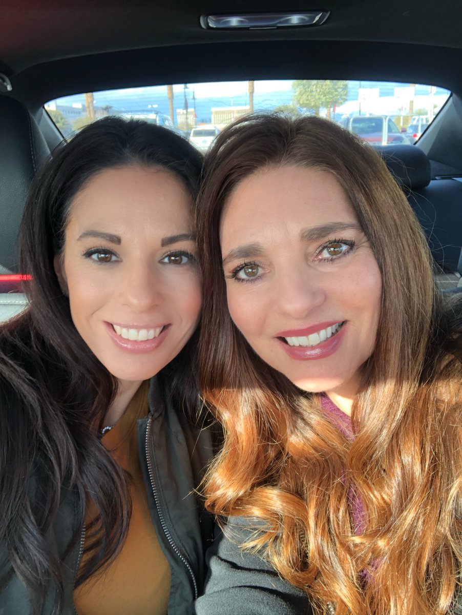 Huge news! <a href="/EvalongL/">Evalong_lv 🌻 M▪️I▪️L▪️F #VEGAS</a> and I are ready to send you a duo NUDE sexy custom video. 😜 

We are also booking Skype shows exclusively on <a href="/BookGlimpse/">Glimpse</a>  

Go to bookglimpse.com/eva-long-&-min… to get yours now😉

Don't hesitate, we are getting booked up and only have a few spots left!