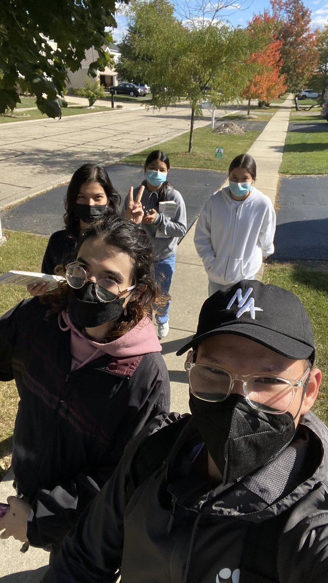 SSIPchicago's tweet photo. 23 days until Election Day!!! It is not too late to register to vote. Register here ➡️ https://t.co/IJDKt5e8Ep Our team is busy reminding Bolingbrook and Romeoville voters to get to the polls. #democracyproject #community https://t.co/ZoGbqo8Zfg