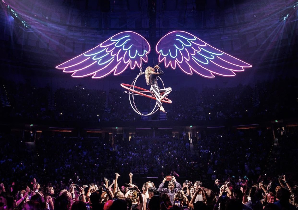 Carrie Underwood on Twitter: &ldquo;I woke up this morning with the sounds of