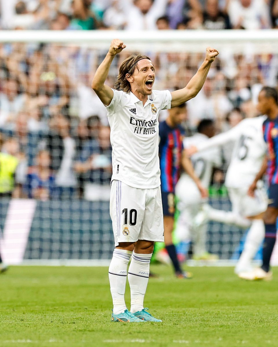 🤍 ¡La felicidad es blanca! 🤍
#ElClásico