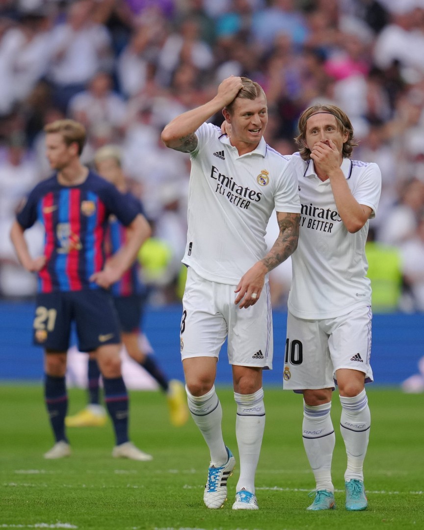 Realmadridru's tweet photo. ПОБЕДА В КЛАСИКО ЗА НАМИ 🤍🤍🤍 https://t.co/zkk63T8fI6