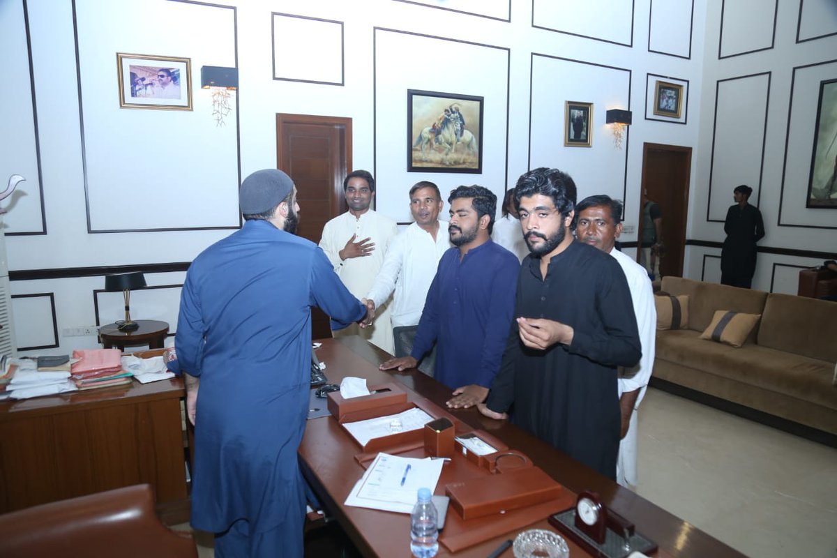 ZounrAsad's tweet photo. #UpdatePs63
(16_10_22)

PPP Young leader @rawalsharjeel meet  the people of constituency #PS63  today and issued orders to solve their problems.

@BBhuttoZardari
@AseefaBZ
@sharjeelinam
@rawalsharjeel
@MediaCellPPP
@JunaidSaleemJD
@sharmilafaruqi
@SyedNasirHShah
@SaeedGhani1 https://t.co/1GVbqLECAR