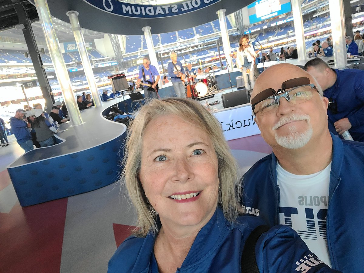 jtroha's tweet photo. Enjoying our friends the #nucklehead band and ready to cheer our @colts 💙💙💙 #jaxvsind https://t.co/XAcGZbiNth