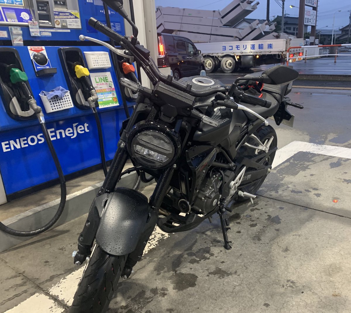 先週初の公道デビューしました。
ホンダCB250R

#バイク乗りと繋がりたい
#cb250r