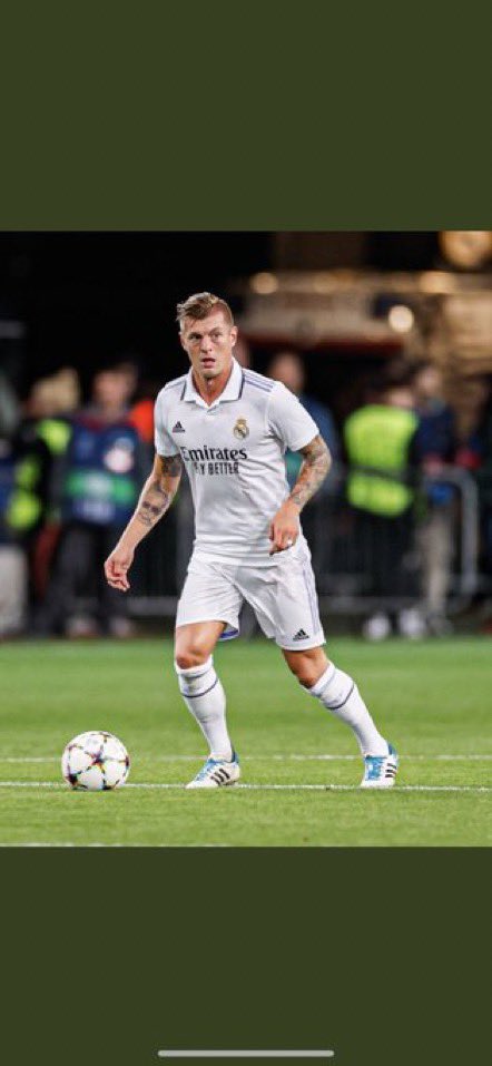 #ريال_مدريد_برشلونه الكبير كبير