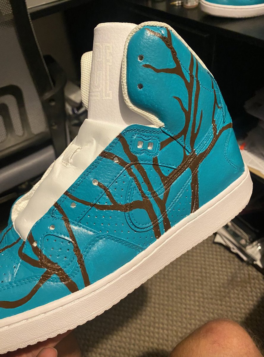 non_customs's tweet photo. Stage 2 - Paint on the block colours and shapes needed (a few layers required). https://t.co/FlcyQJB3Uk