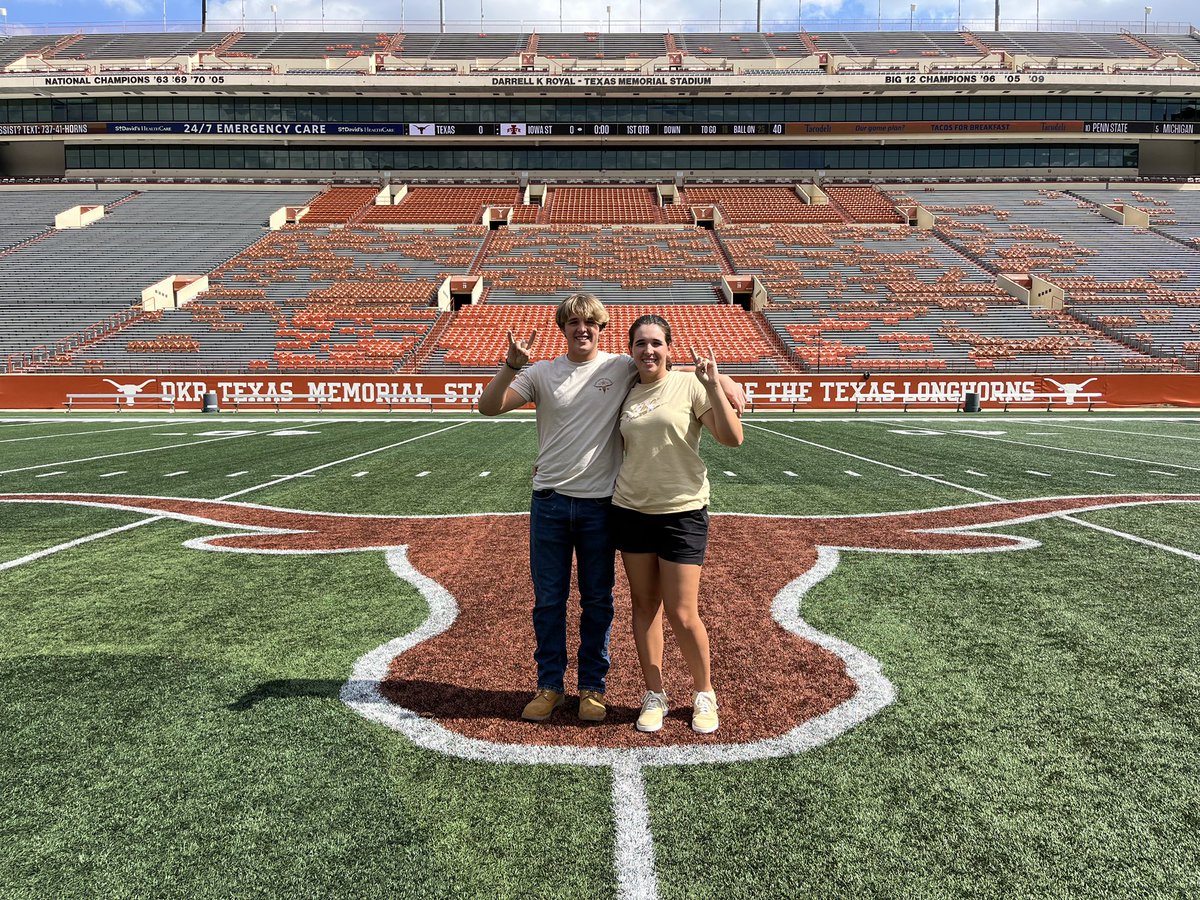 Official visit <a href="/UTAustin/">UT Austin</a> 🤘🏼with Coach Murphy <a href="/TexasWGolf/">Texas Women's Golf</a> this weekend. #hookem #longhorns #Texas