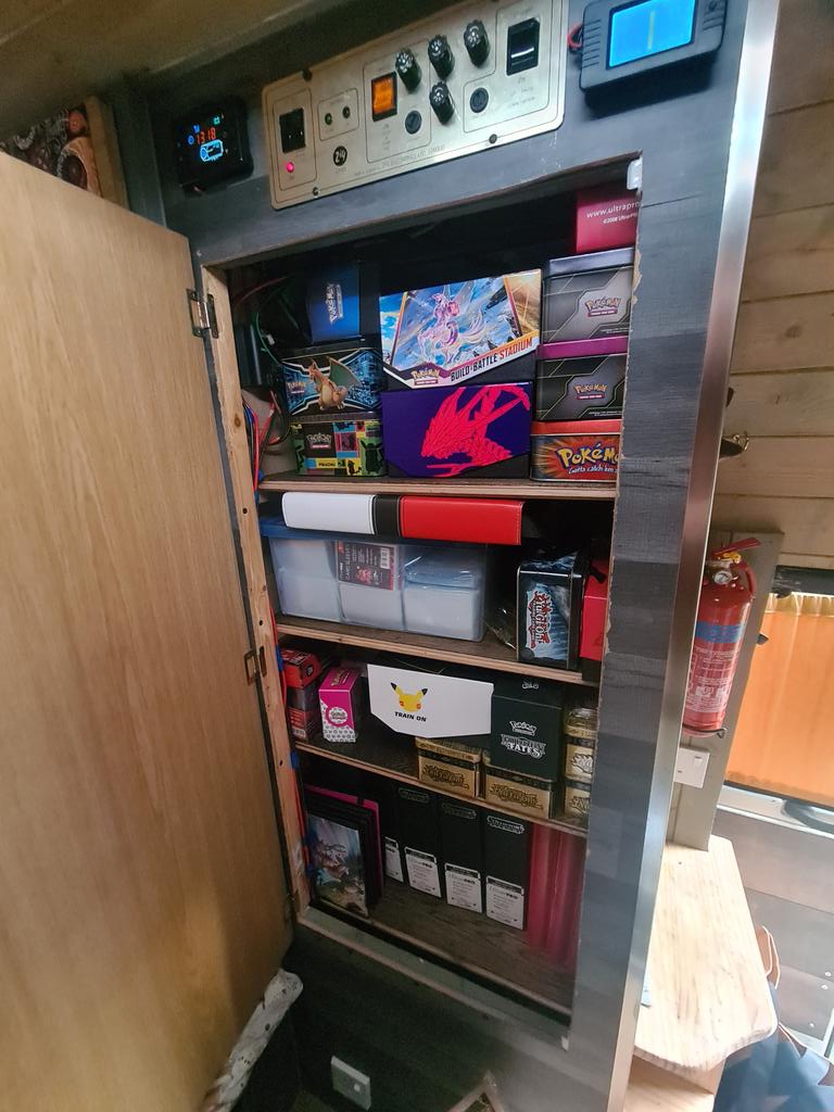 Pixelsandwich_'s tweet photo. @aaroncontent Will need to further organise but squeezed it all in https://t.co/aFBNFb2tCw