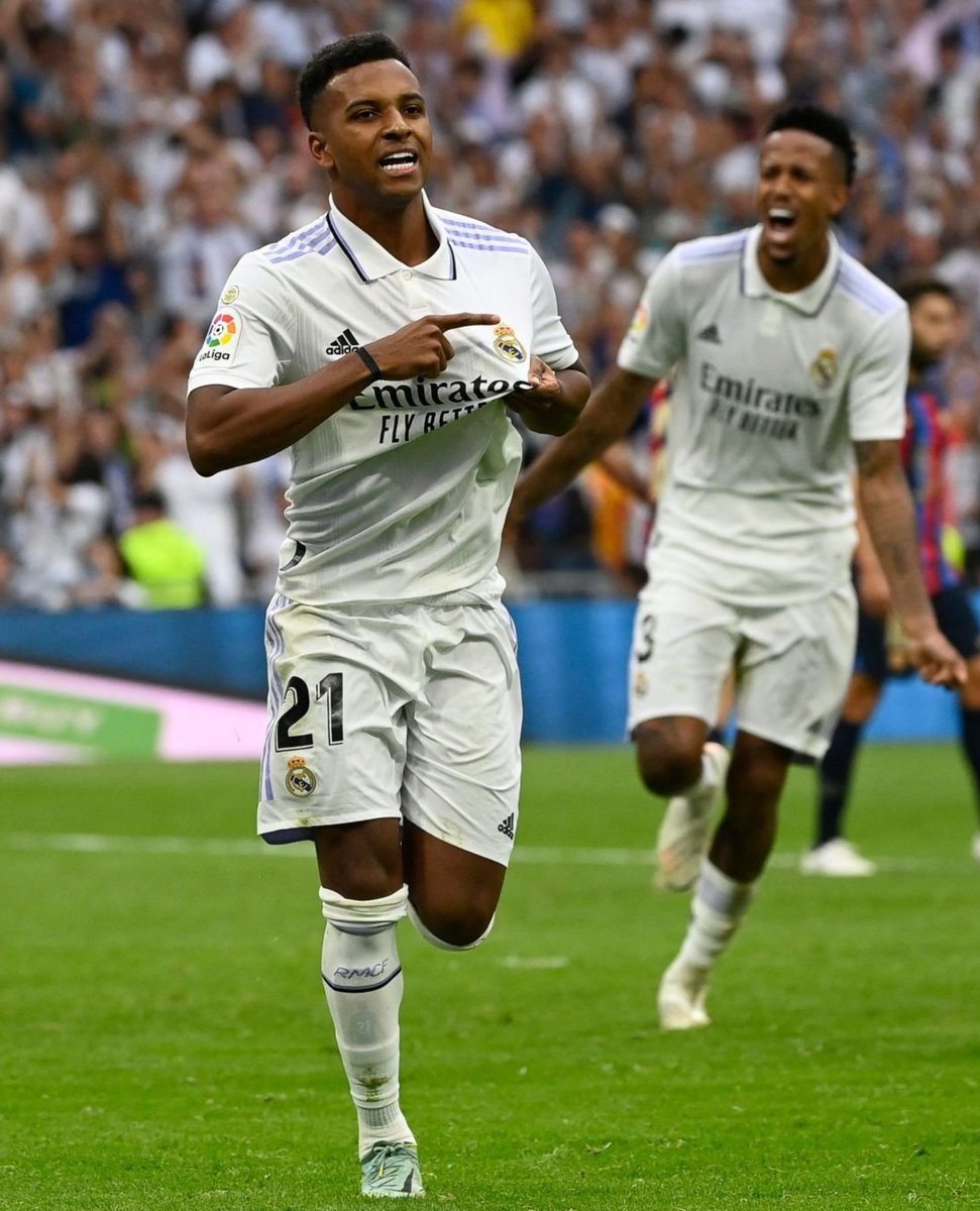 InfiniteMadrid's tweet photo. Hala Madrid! 🇧🇷🤍 https://t.co/4Cs2uolqYi