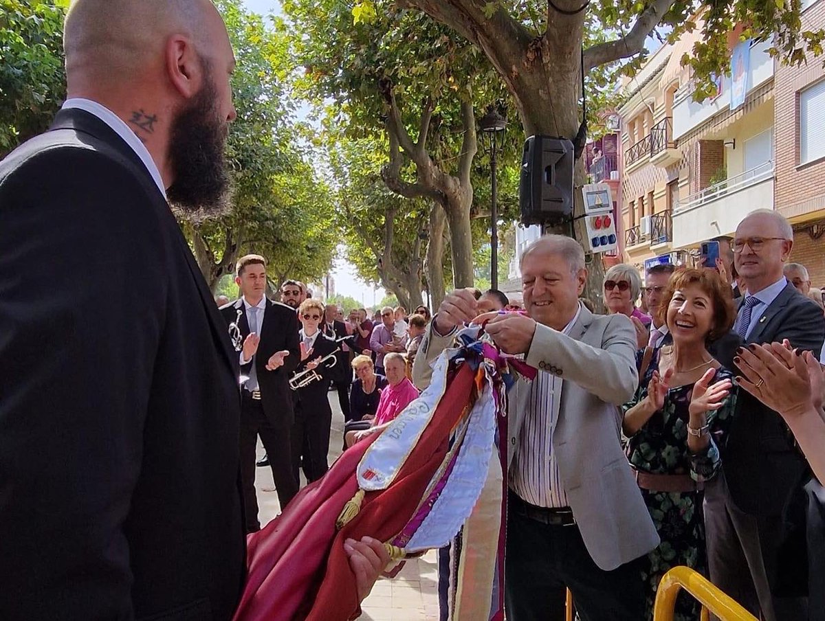 sara_diert's tweet photo. Este matí hem pogut gaudir, com cada 16 d’octubre la tradicional festa del pasodoble al nostra gran passeig.

En ella hem pogut gaudir les interpretacions de la Banda Juvenil i la Simfònica de la Lira i Casino Carcaixentí, i la Murga de les Barraques. https://t.co/K9JErfhULo