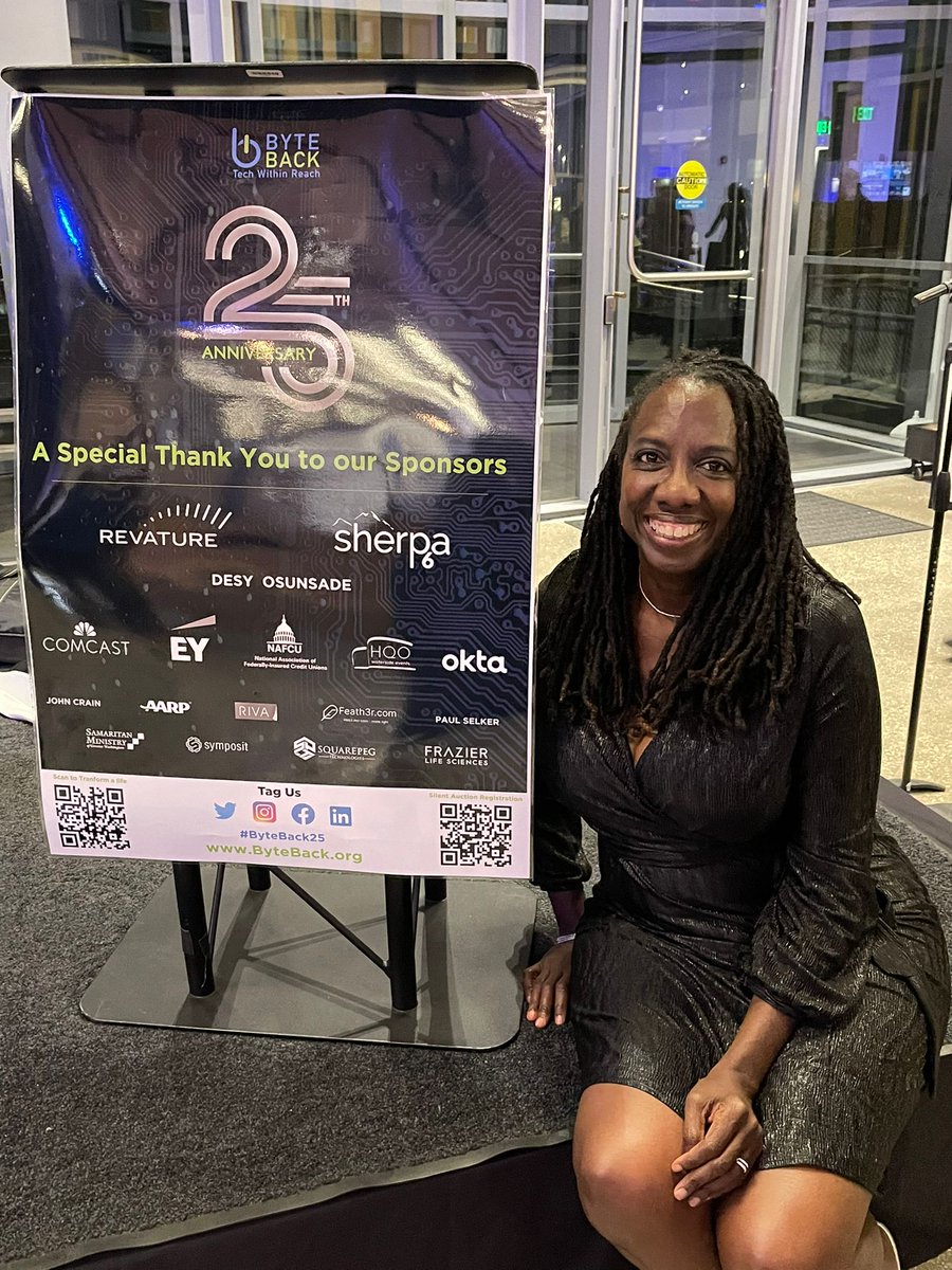 DOsunsade's tweet photo. Such a fun time celebrating @We_ByteBack last week. Thank u @VictoriaSanchez for joining us. It was great to meet u! Thank u to all past and current staff and board members. Thank u to past CEO @elindse1 and current CEO @JoePaulSpeaks. Finally, thank u all of our supporters! https://t.co/nLPYoDgRbd