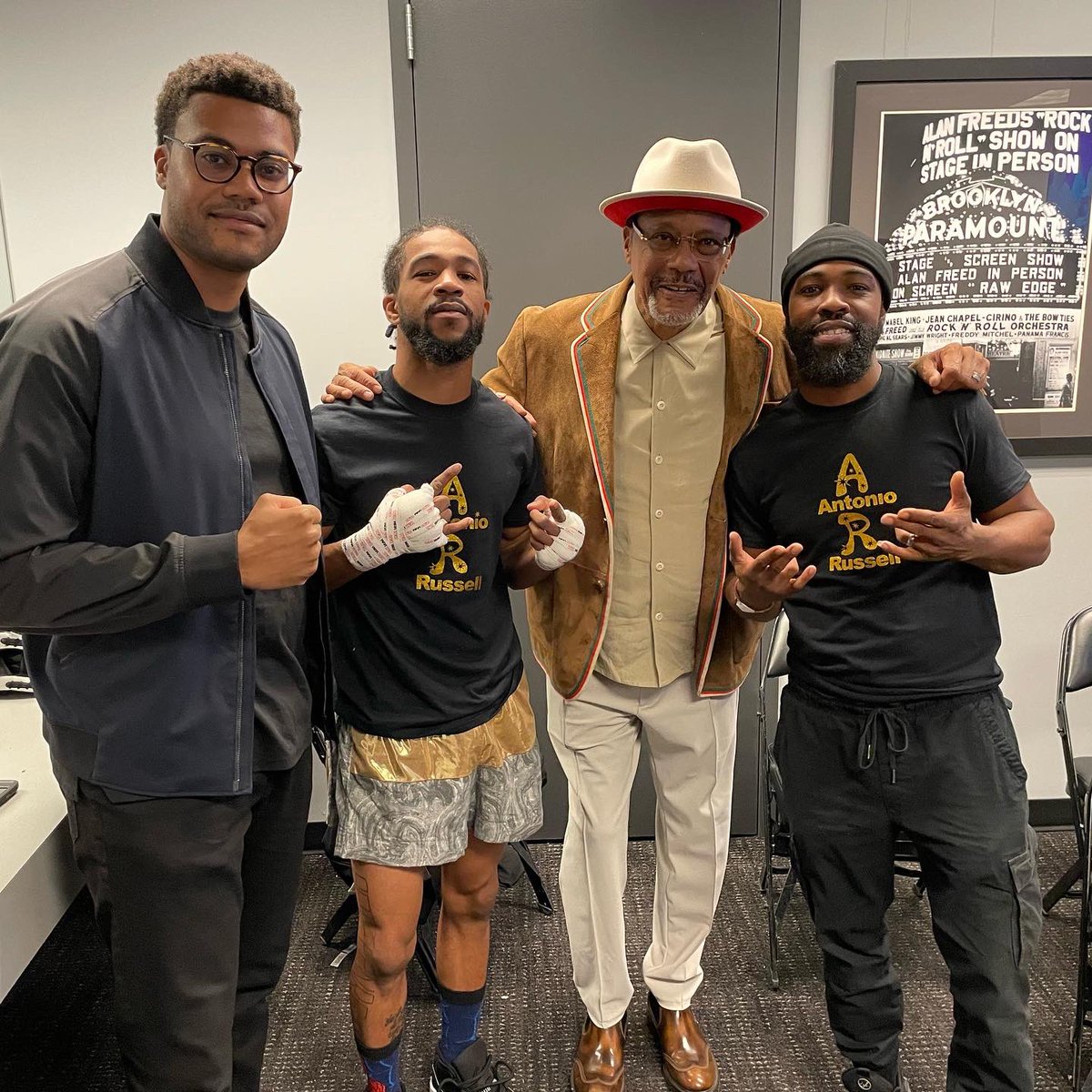 JudgeGregMathis's tweet image. Had a great time at the fight last night with my son @_AmirMathis . My man @BronzeBomber had a tremendous first round knockout. 🥊