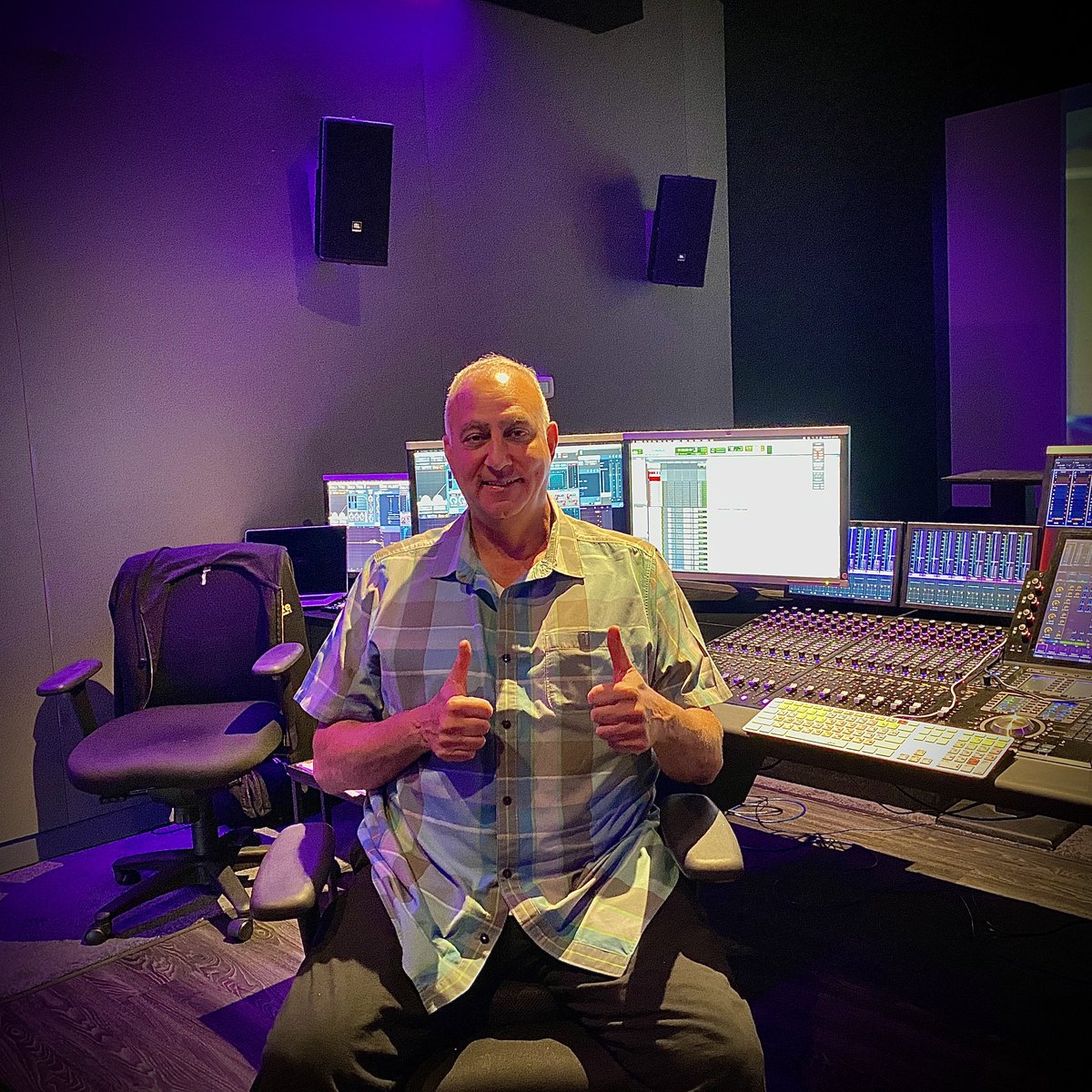 soundfxmixer's tweet photo. I am so grateful to have learned so much from my partner Jeffrey J Haboush aka βBOUSH!β Find people you like being around learn from them! #mentors #postproduction #postproductionsound #create #gratitude #soundrerecordingmixer #oscars https://t.co/TU7827G63w