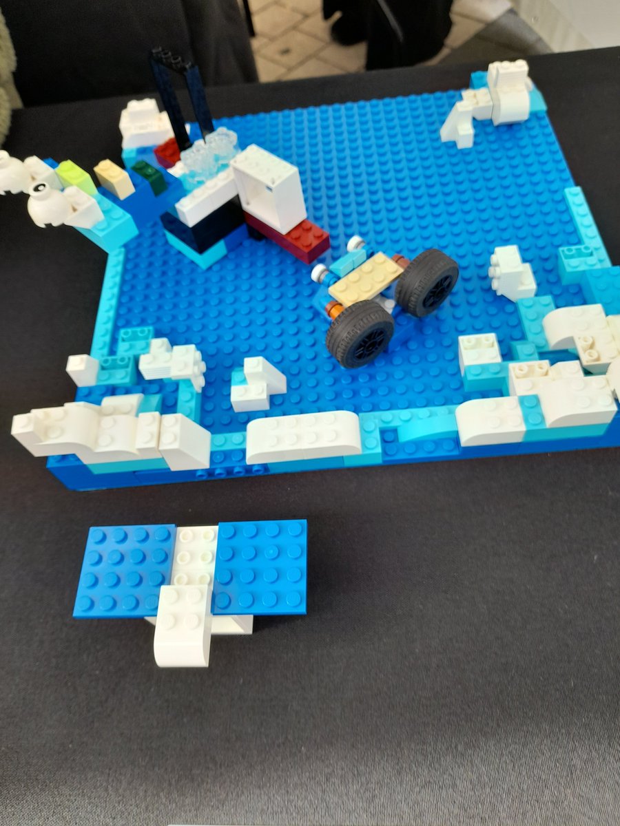 NHM_Learn's tweet photo. Here are some of the amazing #Legolifeforms that were made at the drop-in activity at the #LauncherOne exhibit today. ๐๐พ
#NHMLEGO
@LEGO_Education @spacegovuk
https://t.co/GsYNTiupYg https://t.co/B0kzs2vgOy