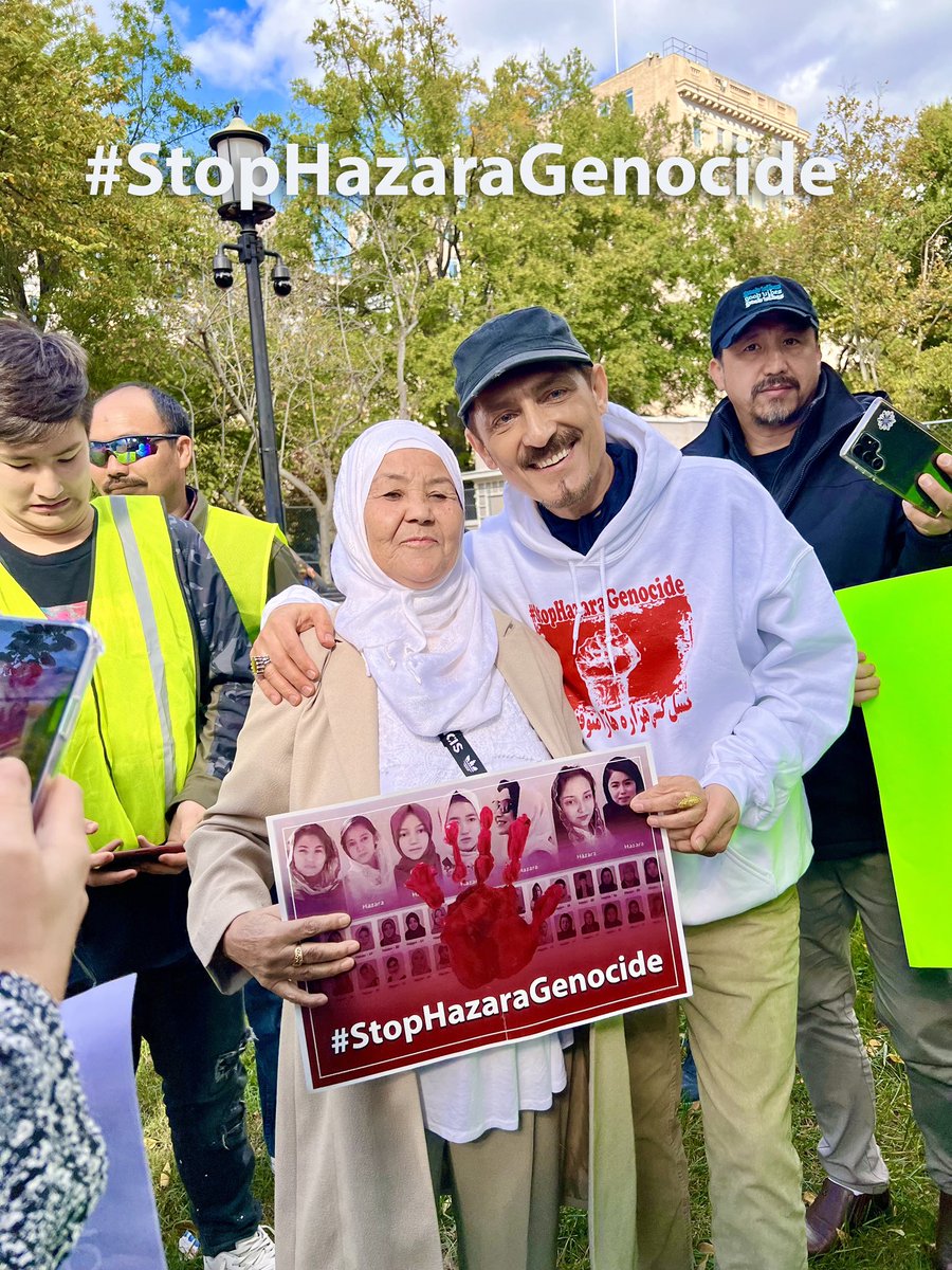 daryafarhad's tweet photo. A process of genocide is being carried out by the eyes of the world. Leaders of the free world! Do Not Look the Other Way! Do Not Hesitate! It is Within Your Power to Help Preventing Hazara Genocide.
ما حد اقل تا چهلمِ دختران کاج، همچ��ان صدا و هشتگ می‌زنیم! #StopHazaraGenocide https://t.co/IDDmShSbHl