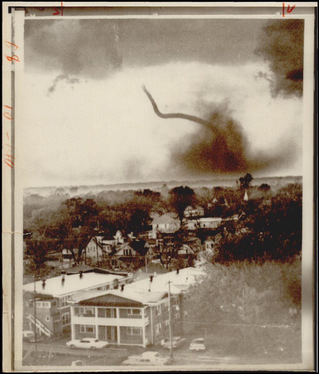 Oklahoma Tornadoes 🌪️ on Twitter "The rope stage of the April 24, 1975
