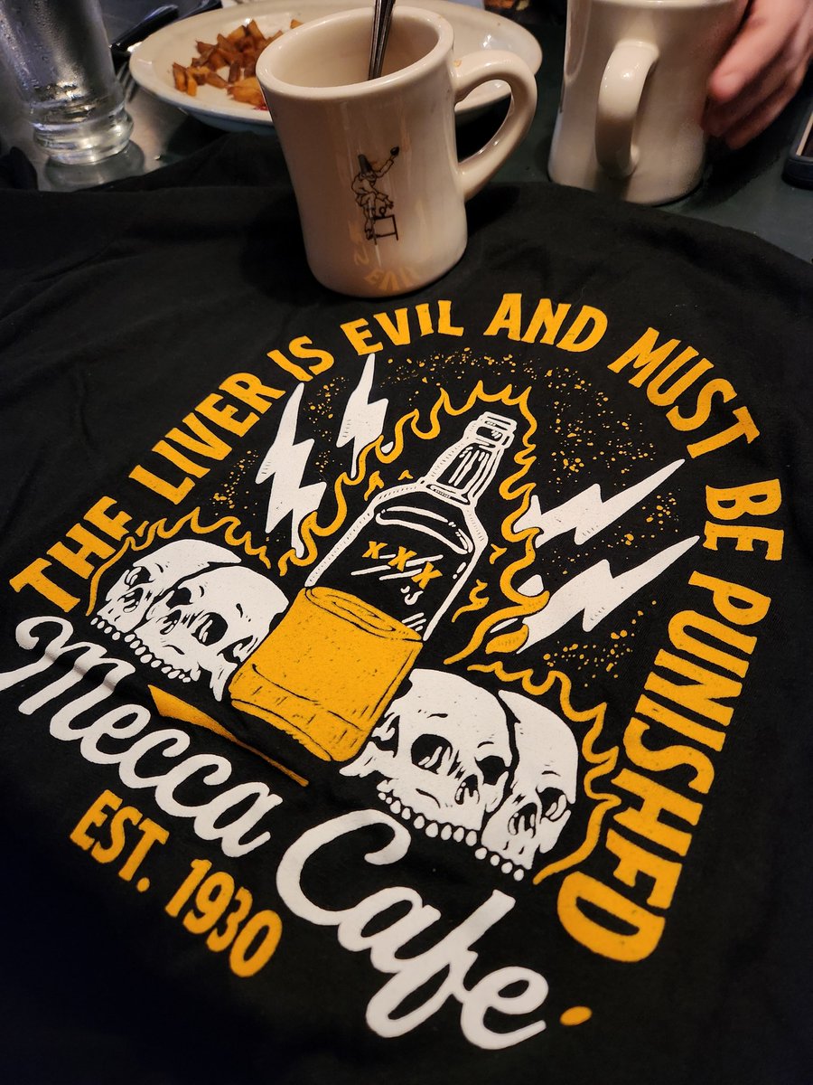 WhataTiberius's tweet photo. Breakfast was killer. If you're in Seattle, this is the place to be. Great food, great staff, great ambiance and great t-shirts. https://t.co/JIQo6vsw0w