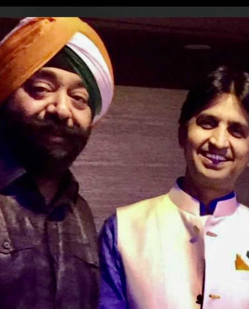 tarumeet's tweet photo. आपकी यादें है रूबरू आज आप साथ है 
तसव्वुर गवाह शायरी की आप तारीख़ है https://t.co/kwcald7Q3X