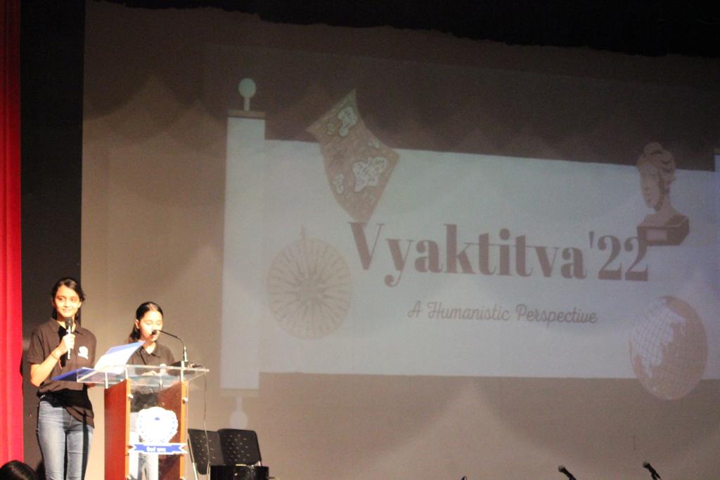 MOHITAMEHTA1's tweet photo. Endless learning, countless smiles, some great memories is what defined Vyaktitva'22. With participation from over 22 schools, 4 eminent sponsors and hardwork by a team of 50 Ahlconities Vyaktitva'22 culminated by setting a benchmark. @ashokkp @y_sanjay @pntduggal  #SDG4all https://t.co/eVB7iJcMZk