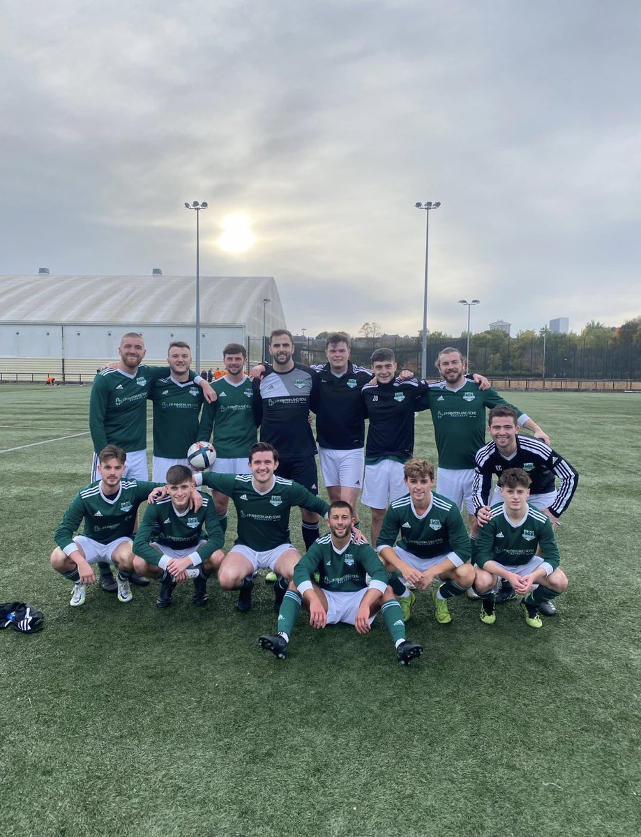 eastwood_park's tweet photo. Newton Farm away. 

FT 3-4 

⚽️ x3 Stuart
⚽️ Jay G 

Made it difficult for ourselves with the opposition levelling the score with about 5 to go. But that man again , Stu Carle, providing a last minute header to seal the deserved victory. He’s now bagged an impressive 12 in 6🫡👊🏻 https://t.co/a4NcbCd2mP