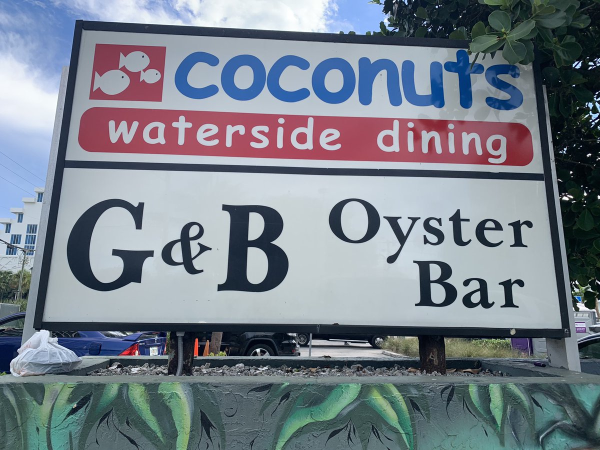 stephensoncase's tweet photo. What a #greattime! The #annual #OysterFestival at #COCONUTS is back! Did you see our #Mobile #BeverageStation?
🥥🌴🧉🍹🧃🥛🍸🥤🌴🥥
#Professional, #aluminum, #weatherresistant - improve your #hospitality  #increase your #foodandbeverage #sales.
📲https://t.co/dcsZk7RmaK📲 https://t.co/GFElnH7hOl