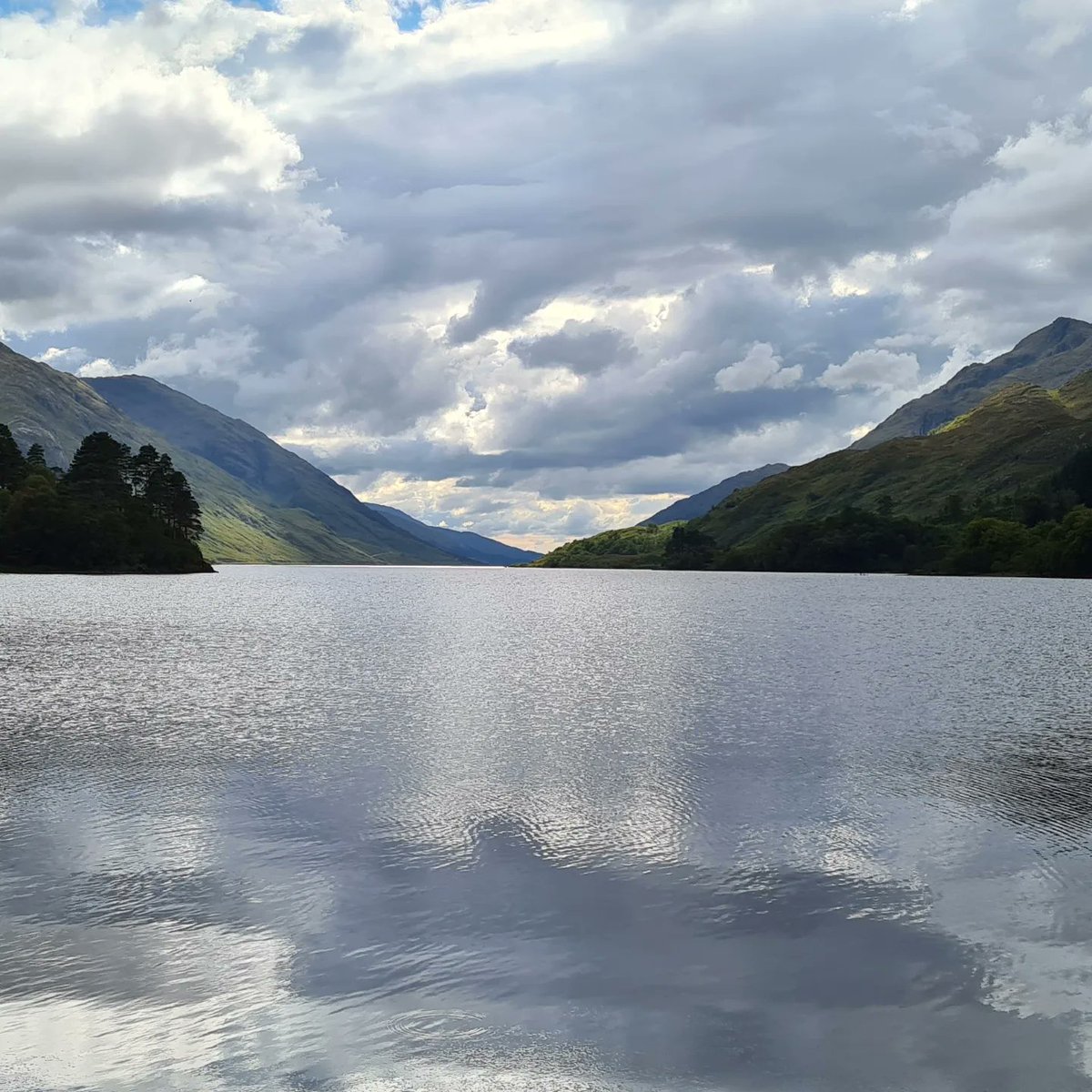 HolidaysHannah's tweet photo. NEW POST: Fort William
https://t.co/fJZIHCOSs3
#Scotland #FortWilliam #Glenfinnan #CommandoMemorial #SteallFalls #BenNevis #VisitScotland
@VisitScotland @GREATBritain https://t.co/fpbug0ozD9