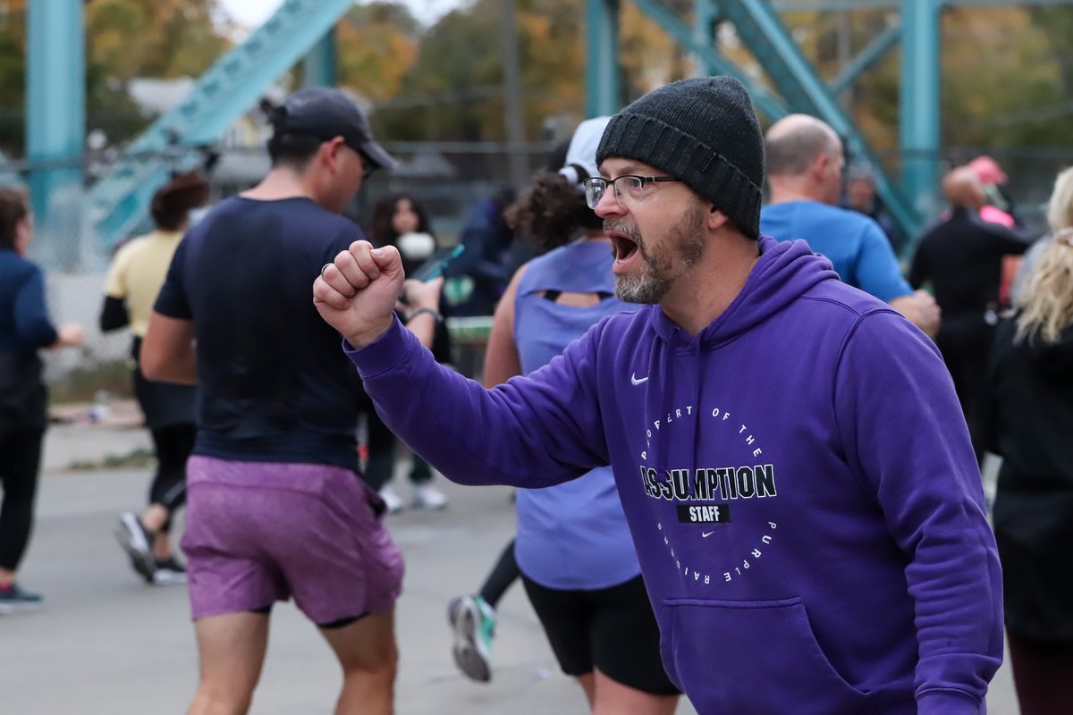 Windsor Updates (@windsorupdates) on Twitter photo The Detroit Free Press Marathon returned Sunday, Oct 16th. Participants came through the Ambassador Bridge to Windsor, along Riverside Drive, and back to Detroit. <a href="/FreepMarathon/">Detroit Free Press Marathon</a> #YQG #windsoresssex
📸: facebook.com/10007251570021…
▶️: vm.tiktok.com/ZMFMUBhef/ The Detroit Free Press Marathon returned Sunday, Oct 16th. Participants came through the Ambassador Bridge to Windsor, along Riverside Drive, and back to Detroit. <a href="/FreepMarathon/">Detroit Free Press Marathon</a> #YQG #windsoresssex
📸: facebook.com/10007251570021…
▶️: vm.tiktok.com/ZMFMUBhef/