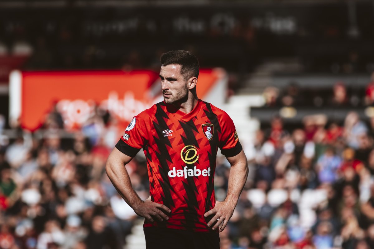 Watch us with <a href="/Dafabet/">Dafabet</a> 🤝 

They've got some tickets to give away to #afcb fans for this week's game against Southampton. 

To be in with a chance of winning a pair, simply retweet and comment below with who you'd take to the game ⚽️ 

🔞 // 𝙗𝙚𝙜𝙖𝙢𝙗𝙡𝙚𝙖𝙬𝙖𝙧𝙚.𝙤𝙧𝙜