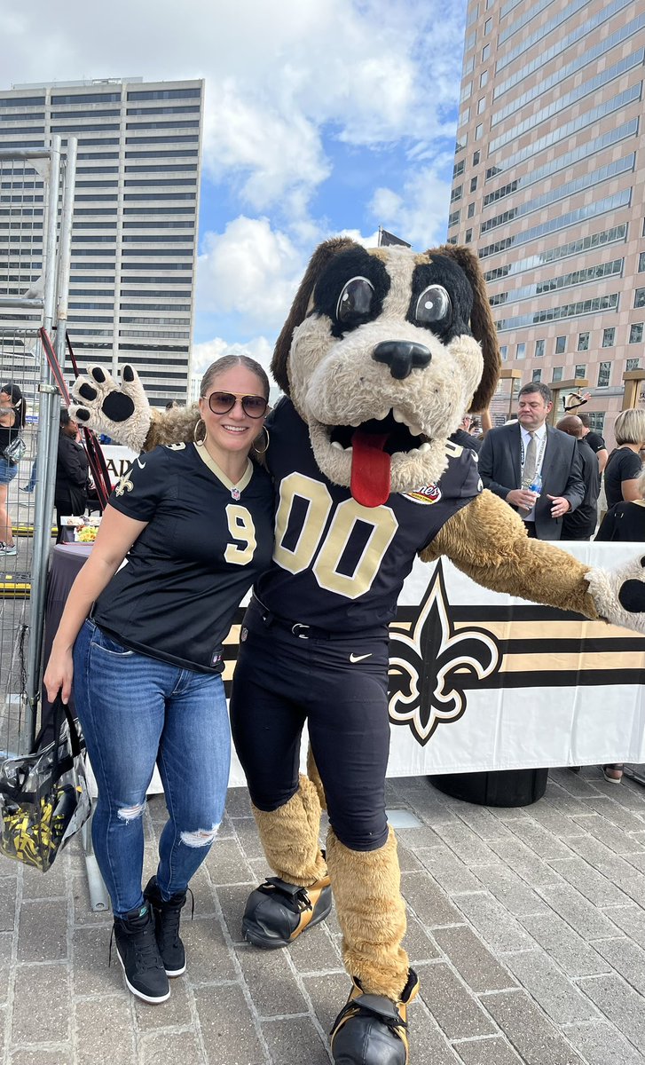 🗣️LET’S GEAUX SAINTS! @SaintsMascot @Saints #saintsgameday #saints #blessyouboys