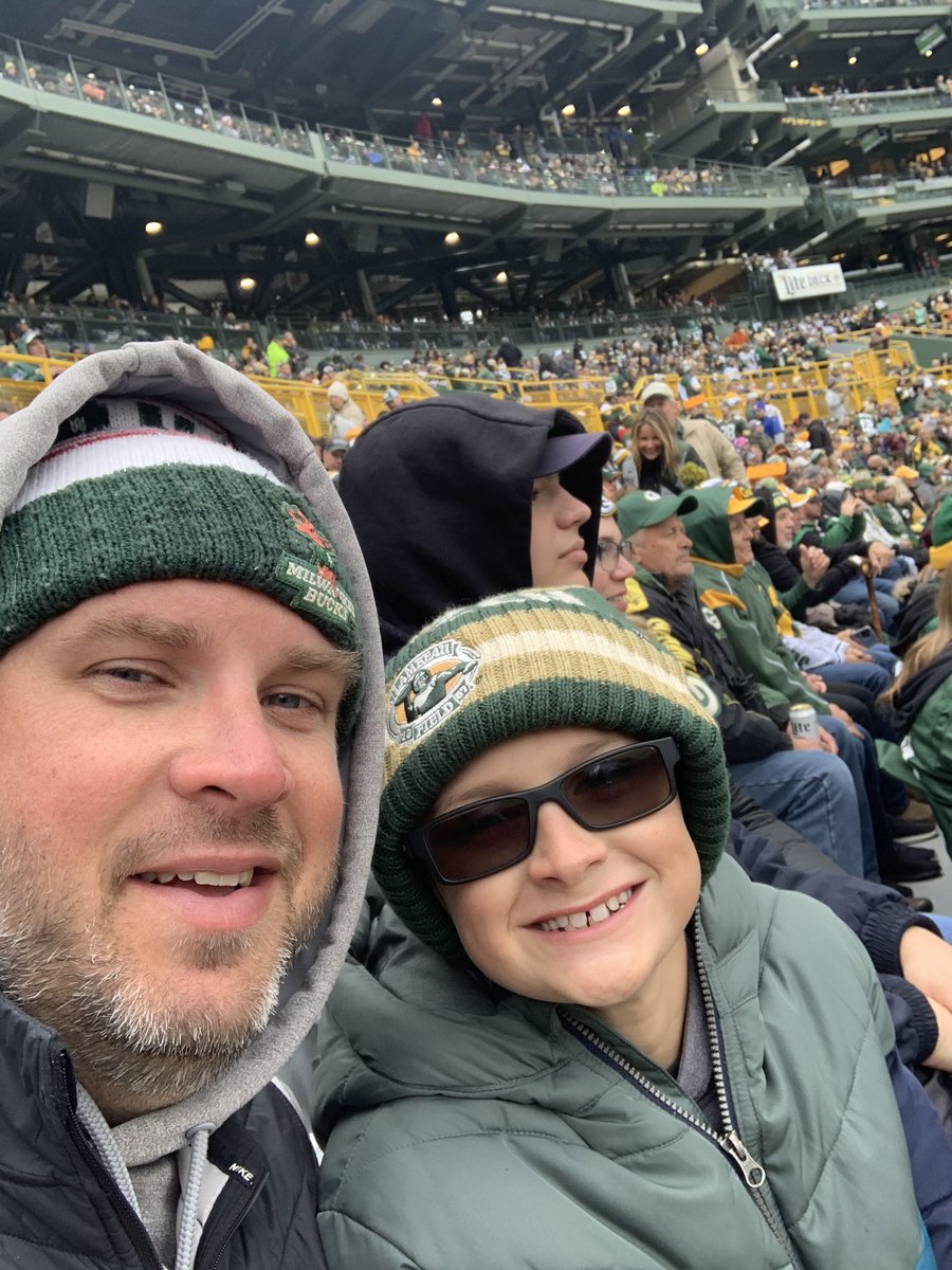 First Packer game!! #getloudlambeau
