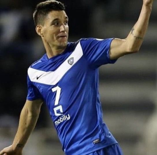 thneves10's tweet photo. It's been four amazing seasons at @Alhilal_FC with three titles, many goals and victories. I experienced remarkable moments in my career when I wore this shirt and I have an eternal affection for the club and the fans. I experienced remarkable moments in my carrer. https://t.co/cHdsnXKME1