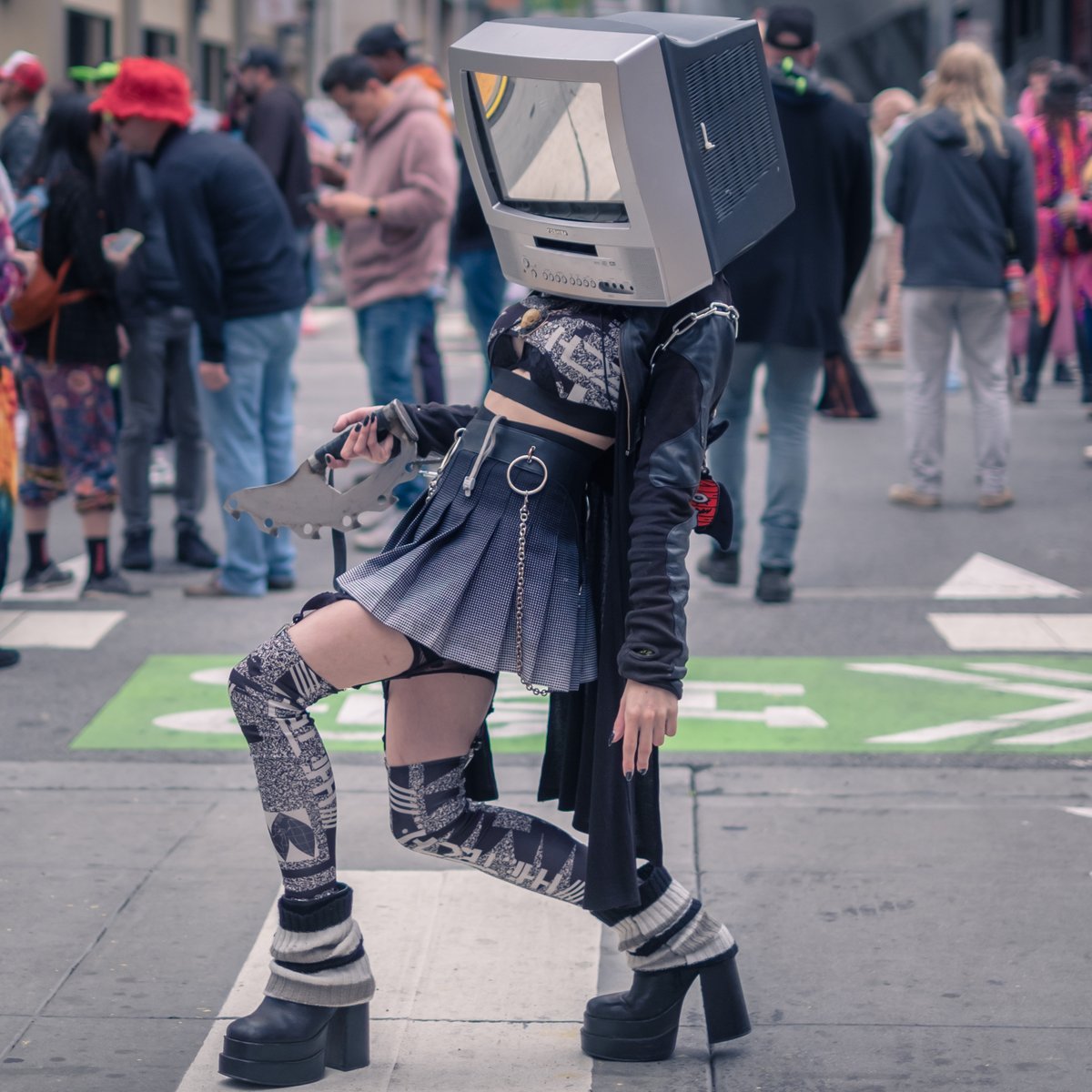 bhautikj's tweet image. Was fun running into the usual gaggle of photo nerds at @HowWeirdSF  yesterday 🙂 See you dorks in SF on the next trip!