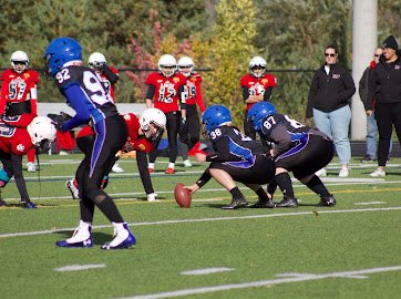 FootballOntario's tweet photo. Awesome to see @yrlions and @Cumber_Panthers face off in some U18 Women’s @OFFL_Official action yesterday‼️

The game we love just continues to grow!

#WeAreFootballOntario
#FootballForALL https://t.co/ilKB09A69O