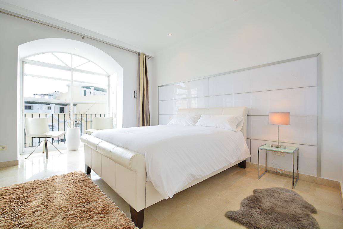 net_rentals's tweet photo. SHORT TERM RENTAL
Very nice 3 bedroom penthouse in Aloha Garden, near Puerto Banús!
Click here for prospect: https://t.co/lg9OfPIWZI
Contact the "BEST" team: nadia@bestinspain.net
Life is Best in Spain
#puertobanus #marbella #placeinthesun #holidayhome #costadelsol #costadelgolf https://t.co/VlFlWMJ1m1