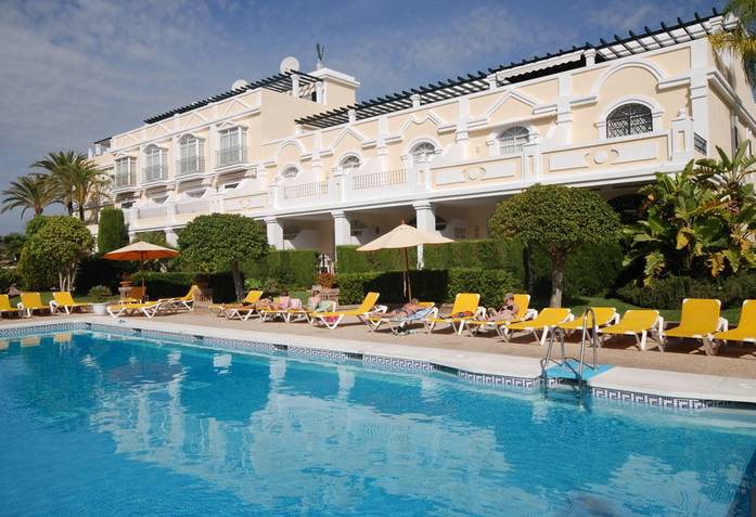 net_rentals's tweet photo. SHORT TERM RENTAL
Very nice 3 bedroom penthouse in Aloha Garden, near Puerto Banús!
Click here for prospect: https://t.co/lg9OfPIWZI
Contact the "BEST" team: nadia@bestinspain.net
Life is Best in Spain
#puertobanus #marbella #placeinthesun #holidayhome #costadelsol #costadelgolf https://t.co/VlFlWMJ1m1