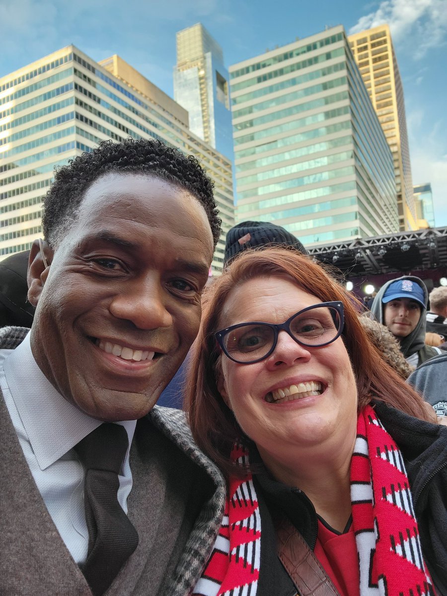 Boddingtons's tweet photo. @The2RobbiesNBC Thanks so much for the selfie!!selfish!!!  #MUFCPHILLY #GGMU https://t.co/m9iTDWSwgL
