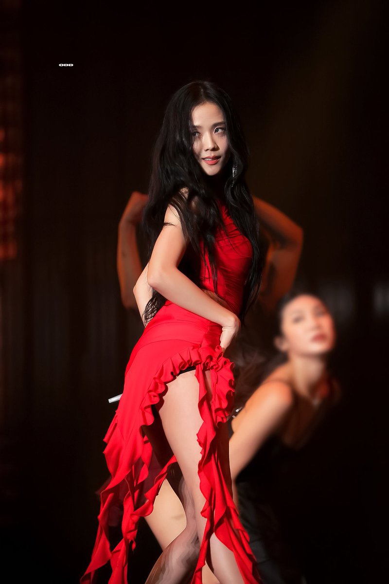 jisoosjpg's tweet photo. https://t.co/NoYaru3D9q
