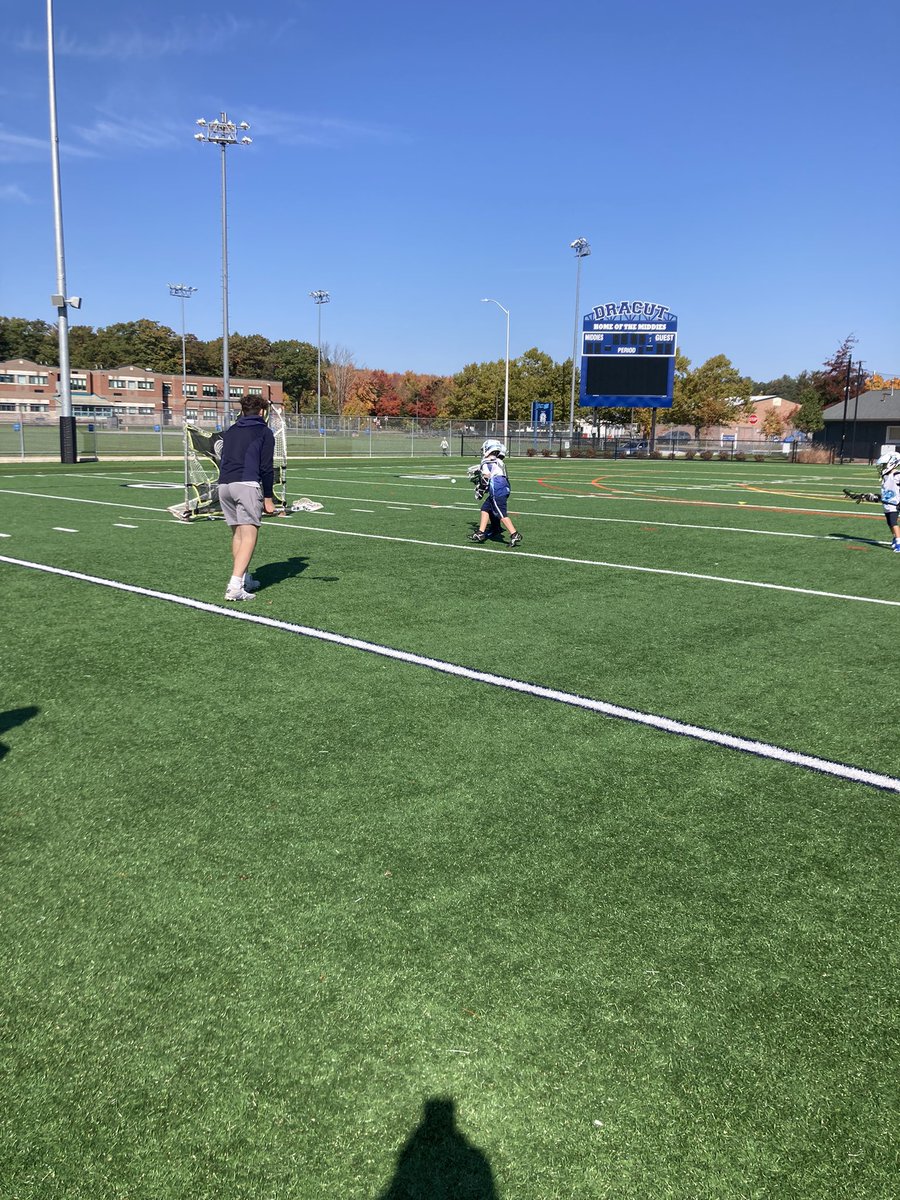 DracutLacrosse's tweet photo. We had a great time this morning hosting our youth players !! @DracutLax @dracutmiddies @CoachDoyleLax https://t.co/Hkii1XeQMZ