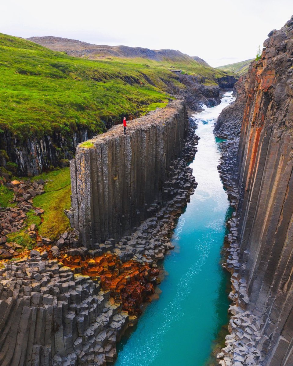 A magical basalt column canyon in Iceland 🇮🇸